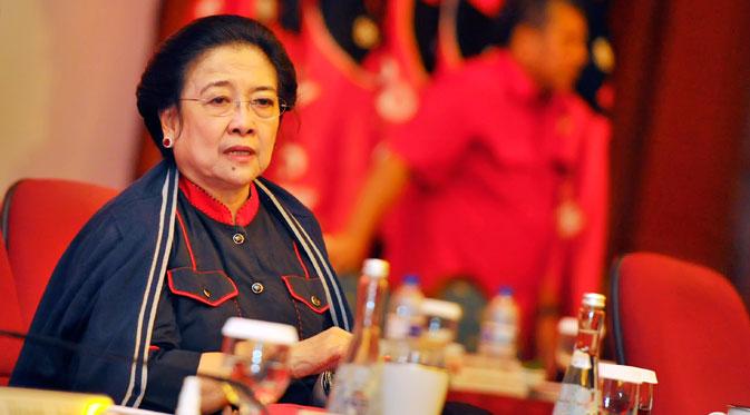 Pidato Megawati Soekarnoputri Menunjukkan Pancasila Bukan Harga Mati! Pidato Megawati Soekarnoputri Menunjukkan Pancasila Bukan Harga Mati!