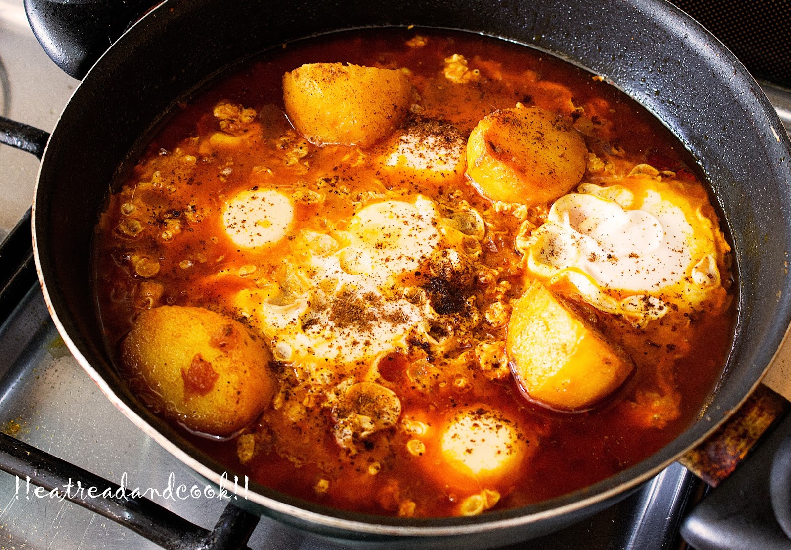 Janto Dimer Dalna / Bengali Poached Egg Curry