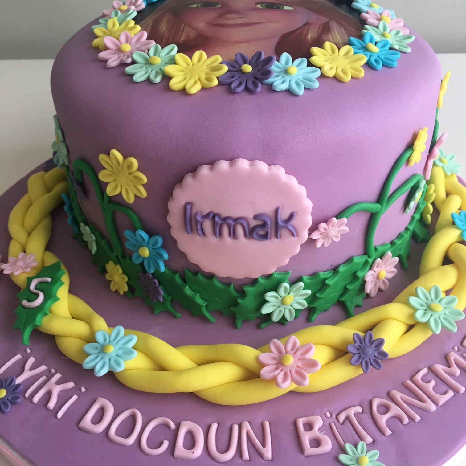 Rapunzel Pasta(Rapunzel Cake)