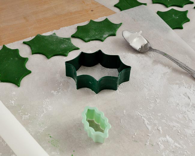 Beki Cook's Cake Blog Easy Christmas Wreath Cake