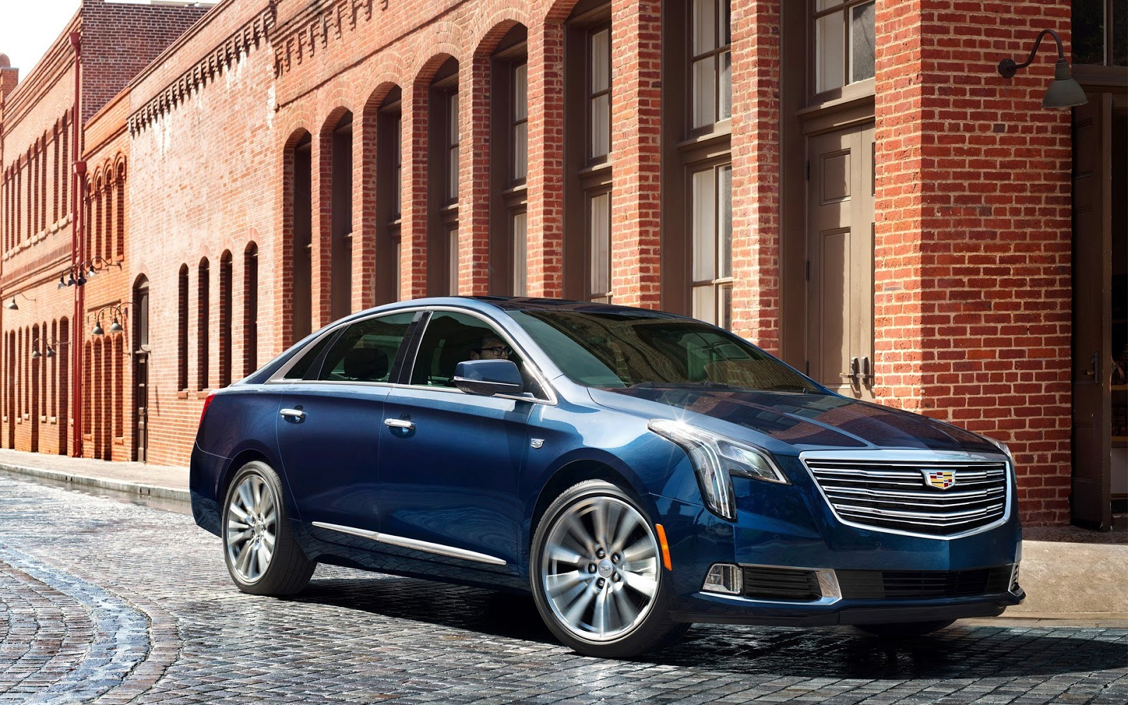Cadillac XTS 2018 Review, Specs, Price - Carshighlight.com