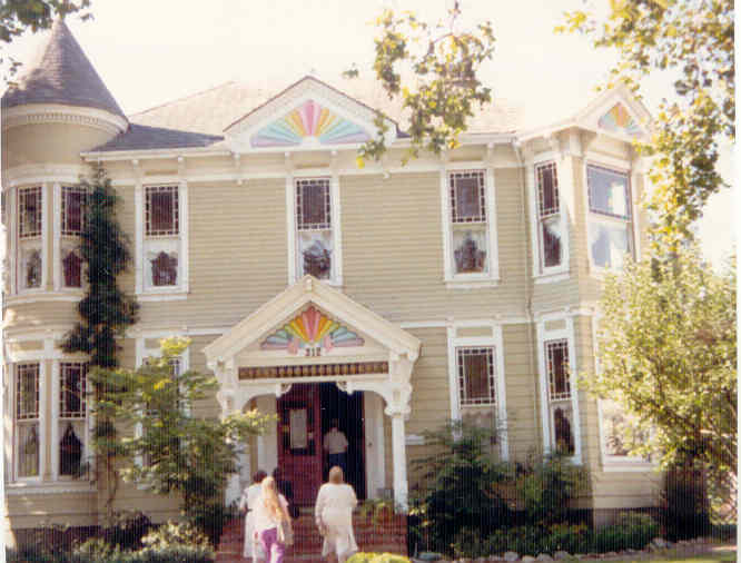 gold country girls Heritage Homes of Petaluma, Part II
