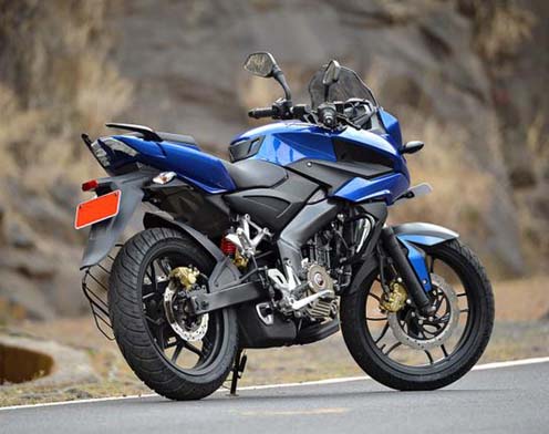 bajaj as 200