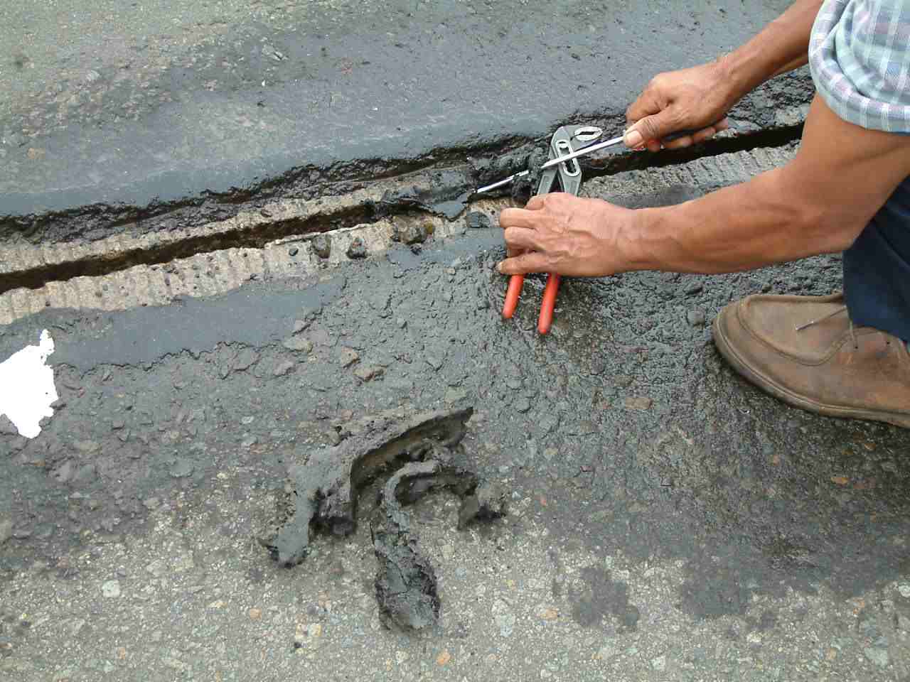 PT HARAPAN NUSA PRATAMA Compriband Joint sealant Sambungan Jalan dan