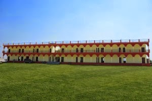 D.K.Public School Pratapgarh