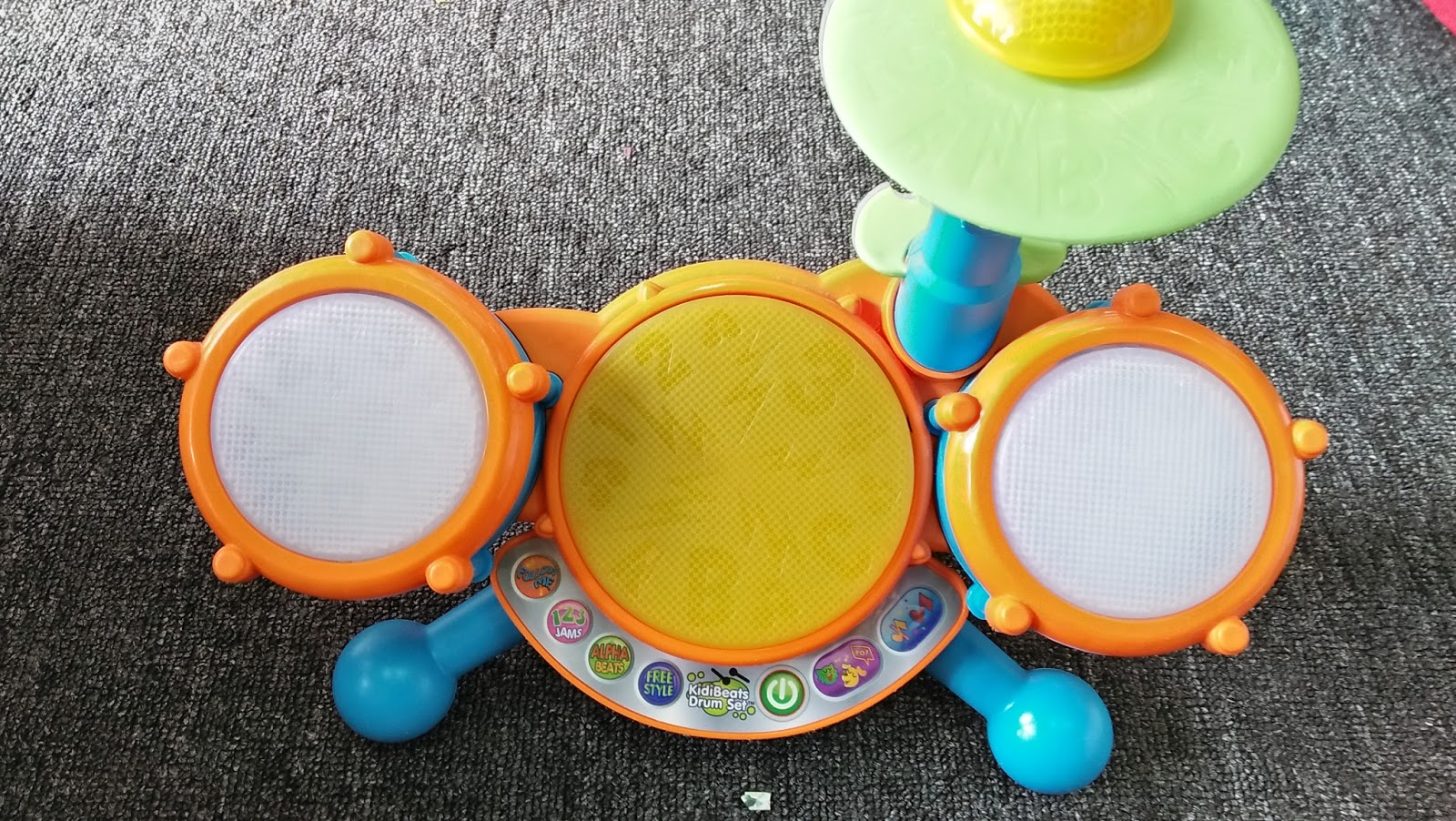MYBUNDLETOYS2 VTECH Kidibeats Kids Drum Set