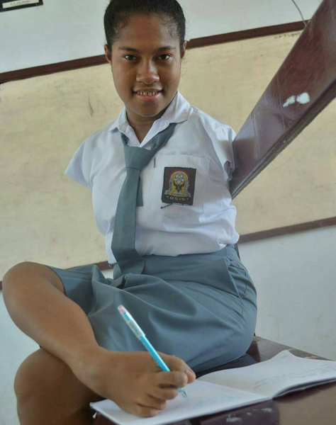 indonesian girl without hand