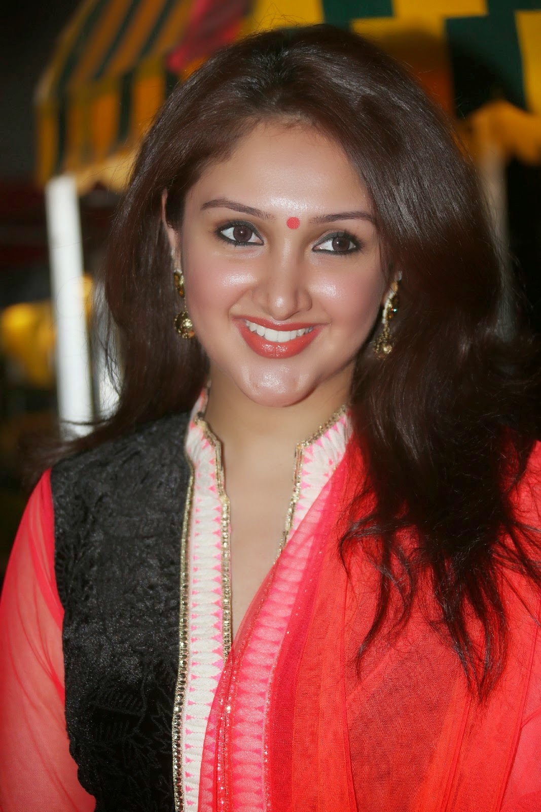 sridevi-new-photos-at-drushyam-premier-s