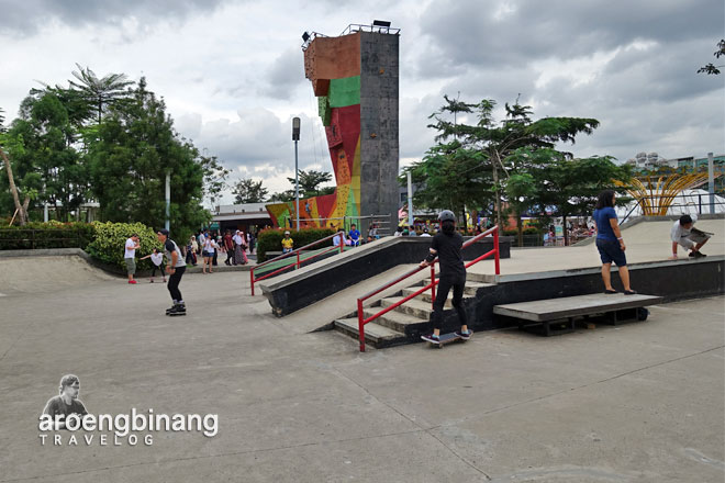 skate board panjat tebing scientia square park tangerang