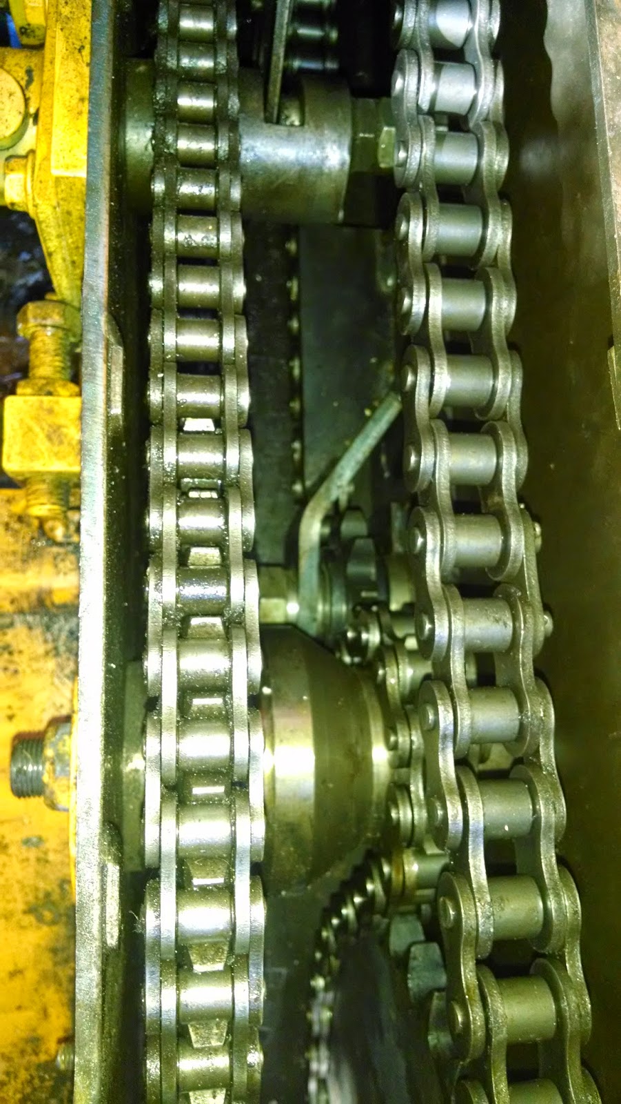 Mustang 940 Skid Loader: Bearing, Chain, and sprocket ... mustang axle diagram 