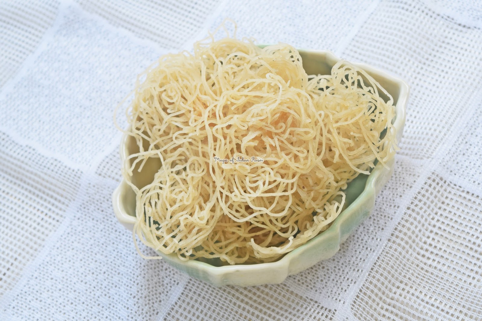 Rice Sev Chips Recipe तांदळाची कूरड्ई Rice Laccha Wafers