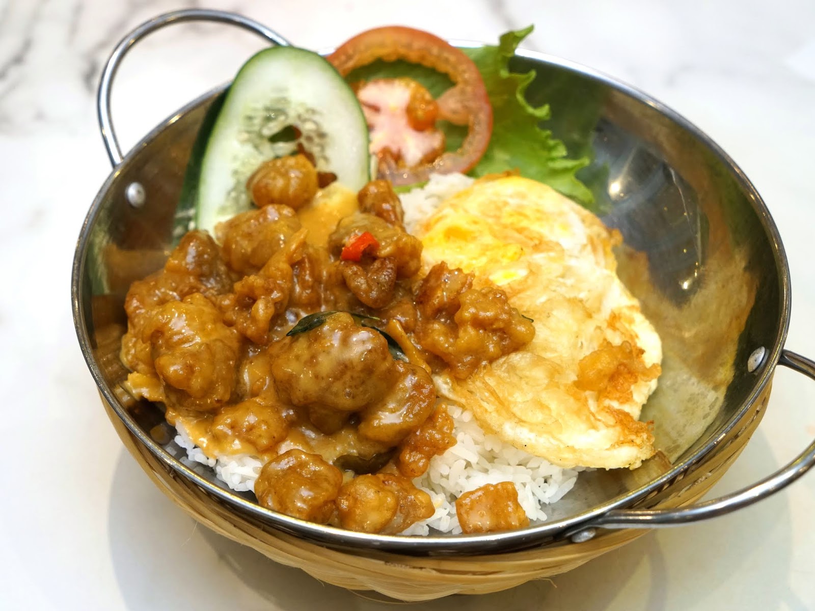 PinkyPiggu BEST Salted Egg Rice In Singapore! Chicken, Pork, & Halal