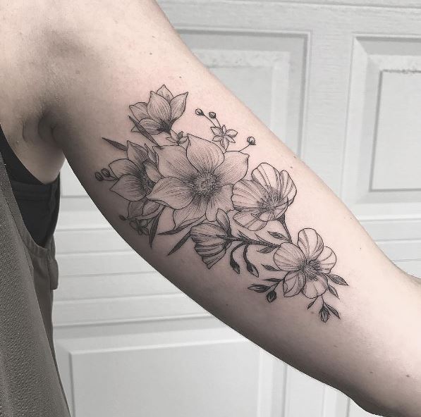 50 Delicate Floral Tattoos Designs for Flower Lovers (2017