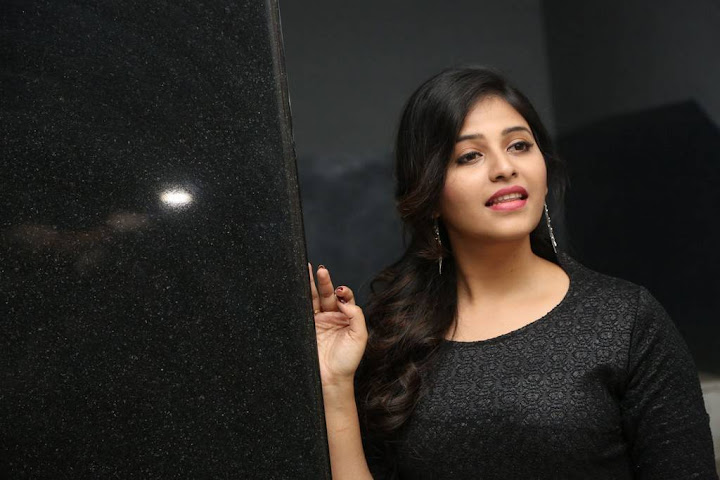 Anjali at Chitrangada Movie Success Meet