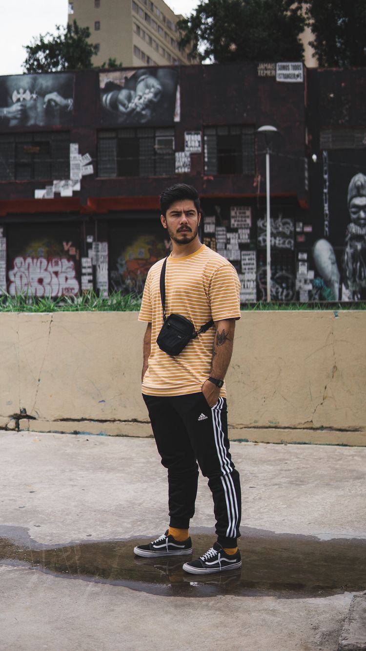 shoulder bolsa masculina look