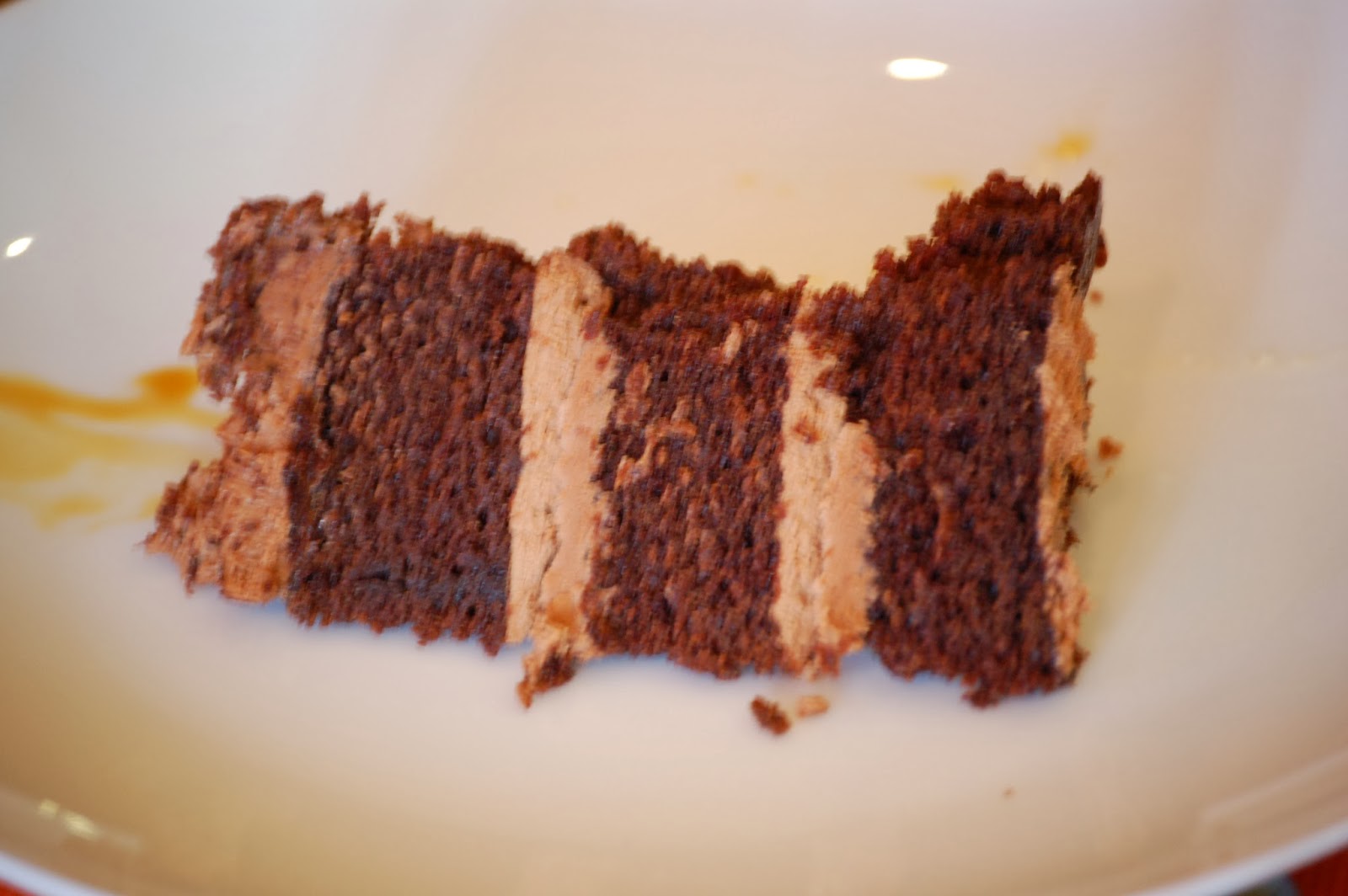 Speakeasy Bakery Chocolate y mayonesa Layer cake