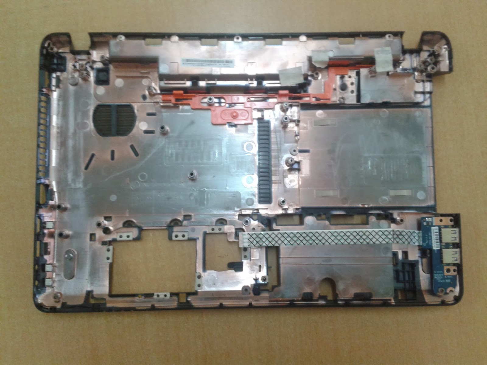 Laptop Display Pannel Full Case Replacement Calicut Malappuram Kannur