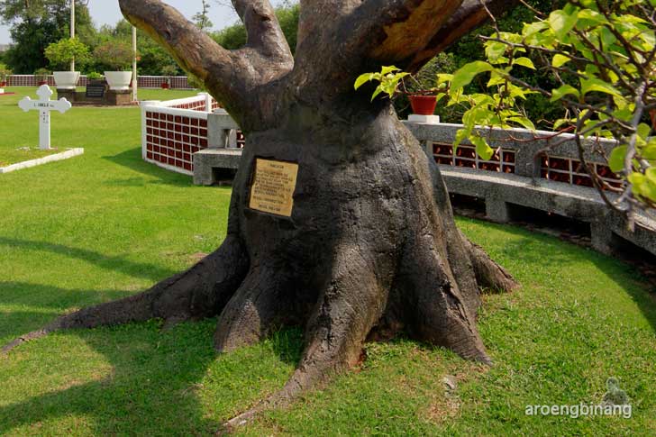 laurence benyon for the fallen ereveld ancol jakarta