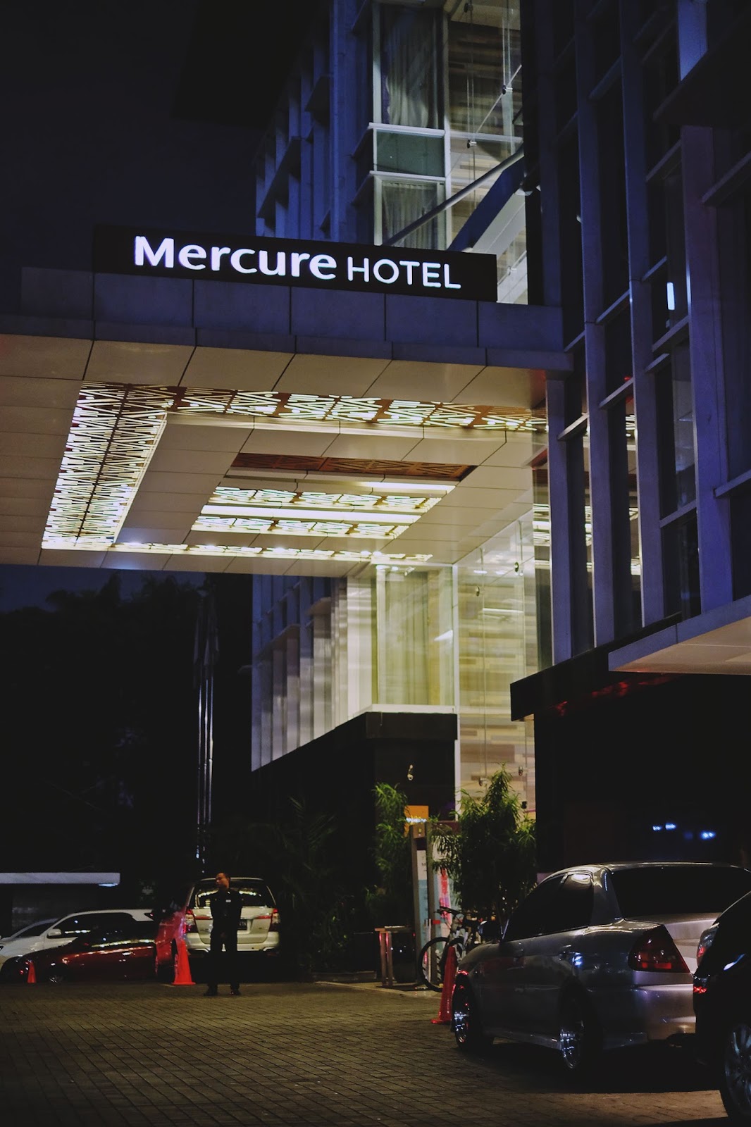 [HOTEL REVIEW] MERCURE JAKARTA SABANG F O O L O S O P H Y Jakarta