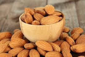 http://www.catatan-efi.com/2015/08/kacang-almond-yang-bikin-sehat-dan-cantik.html