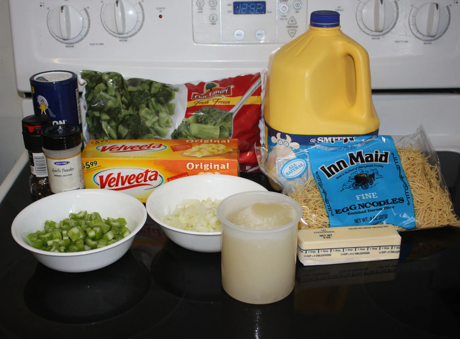 Crock Pot Broccoli Cheese Soup With Velveeta (Just like The Barn in