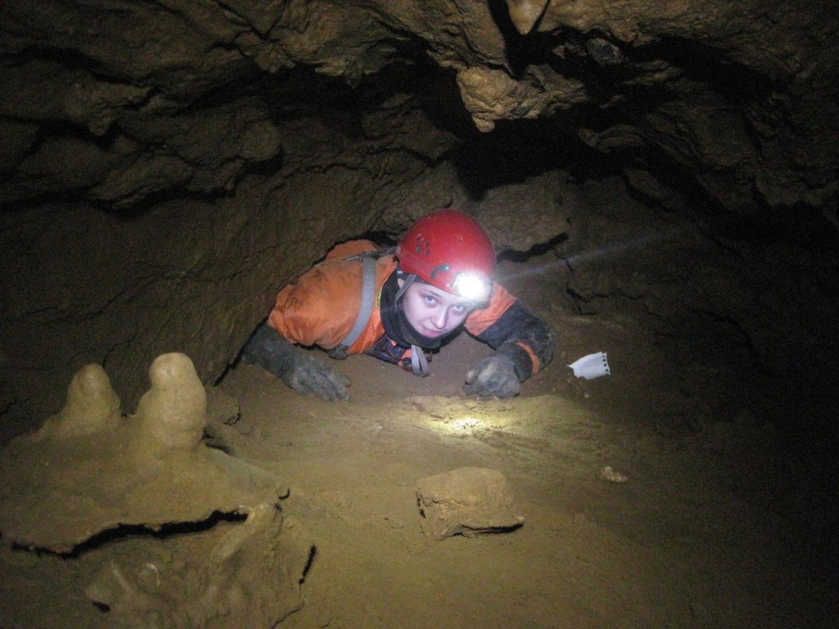 сафари-парк геленджик пещера. глубокая пещера в геленджике.