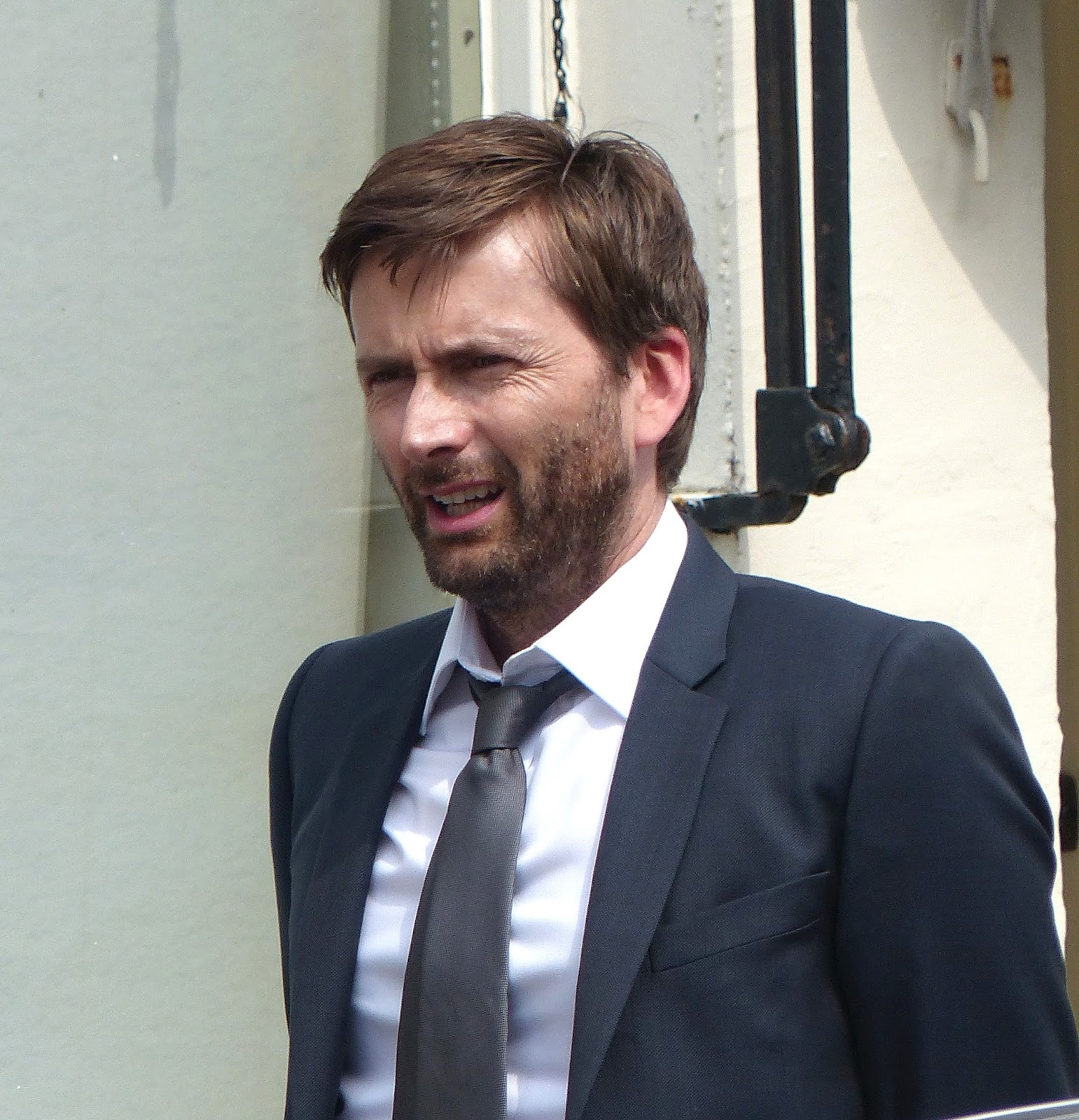 david tennant olivia colman photos david tennant olivia colman on the set of david tennant olivia colman photos david tennant olivia colman on the set of