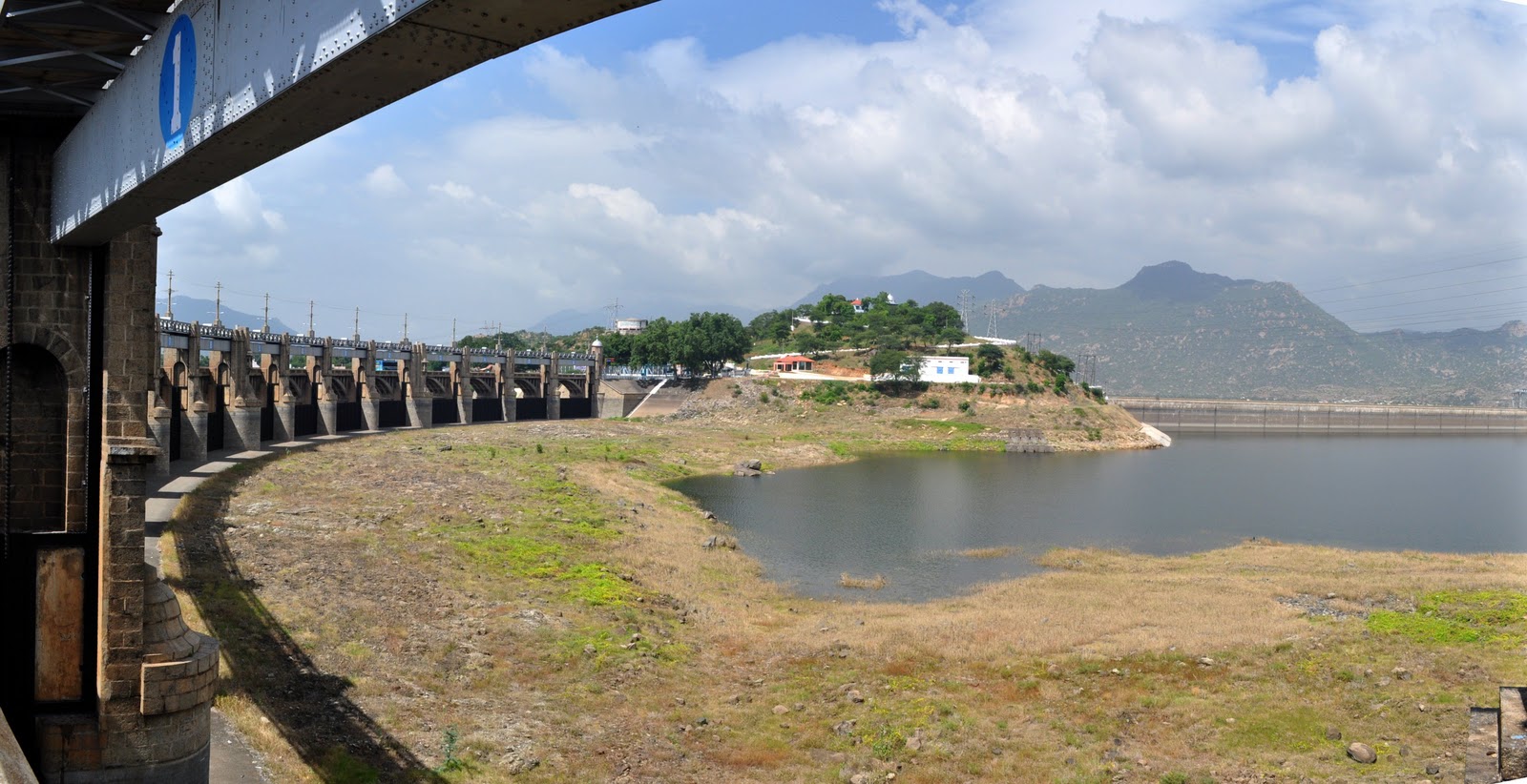 mettur dam near tourist places