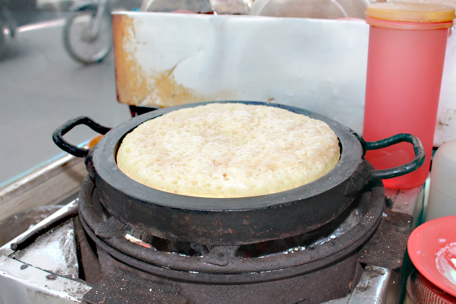 Lensa Mata Ke Hati Satu Kali Tembak Lenser Betapa Gebu Nya Apam Balik Ini Dengan Arang Yang Di Gunakan Untuk Memasak Wallaweh Kat Melaysia Mana Mau Dapat Cm Ginii Ok Nei Aku Nak Senarai Kan