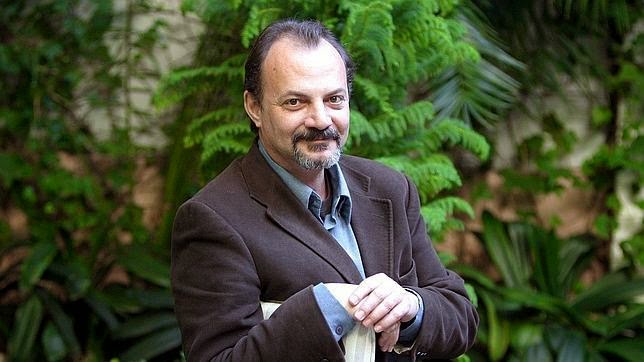 La antigua Biblos Te espero dentro Pedro Zarraluki