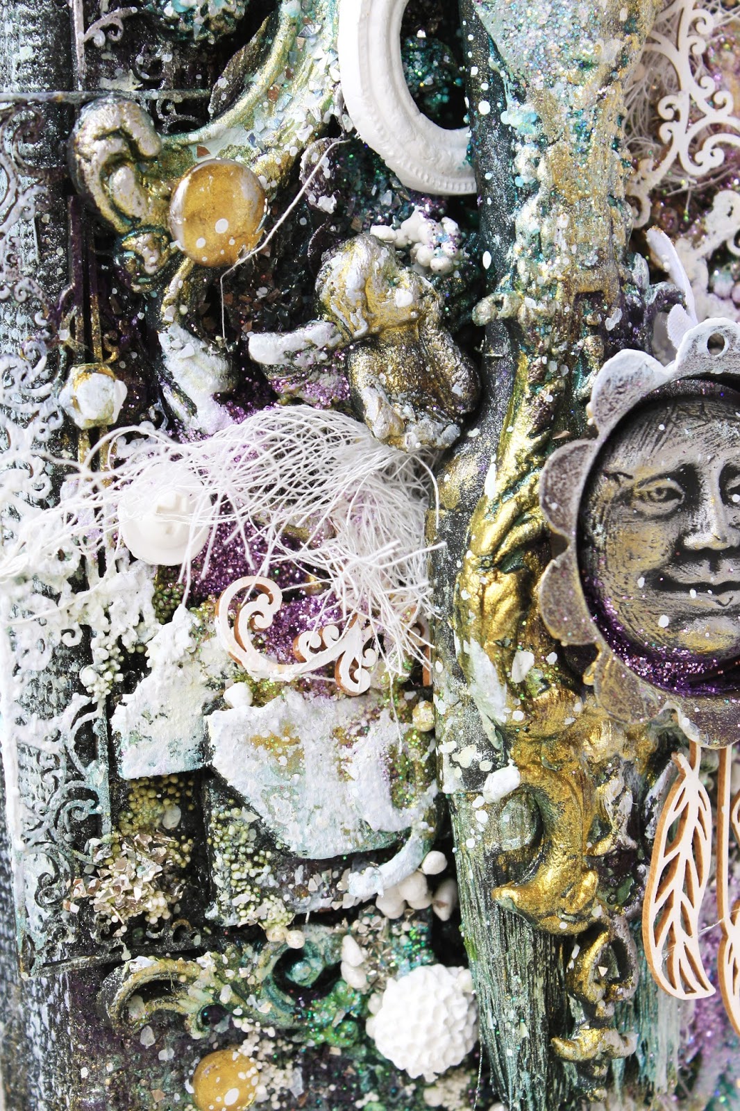 Scrapiniec inspirations on blogspot Canvas "Live" by Olya Kravets