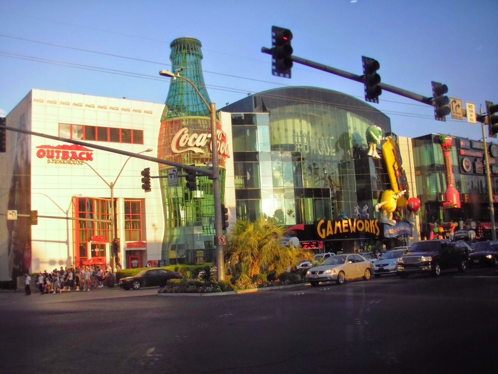 Miquelli's Amerikablog Restaurant Outback Steakhouse Coke Bottle