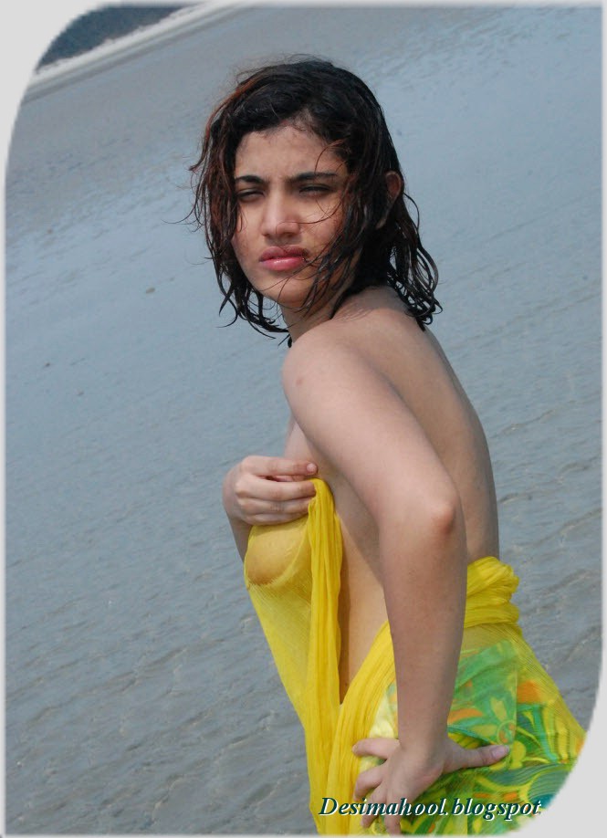Indian Actress Wet Transparent Nipple Show