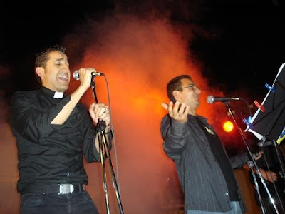 Grupo de rock conformada por sacerdotes católicos 