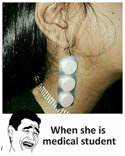 Funny Images In Hindi | डॉक्टर, इंजीनियर और टीचर ने दिए अपने पेशे के हिसाब से गिफ्ट, देखें तस्वीरें funny images in Hindi, Funny Images In Hindi | डॉक्टर, इंजीनियर और टीचर ने दिए अपने पेशे के हिसाब से गिफ्ट, देखें तस्वीरें, funny images in hindi for facebook