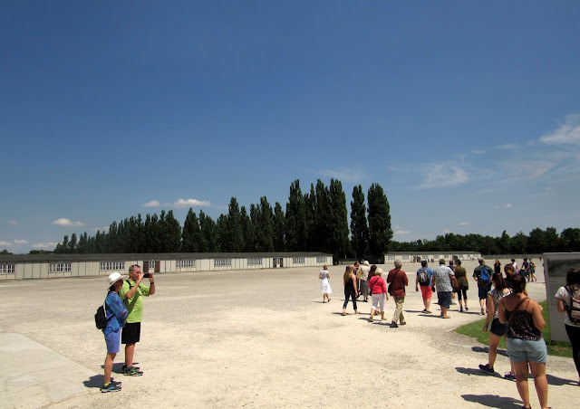 Campo de Concentração Dachau: área comum e barracões Campo de Concentração Dachau