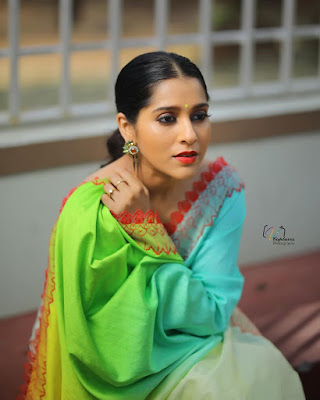 Actress Rashmi Gautam Latest Stills Gallery Actress Rashmi Gautam Latest Stills Gallery