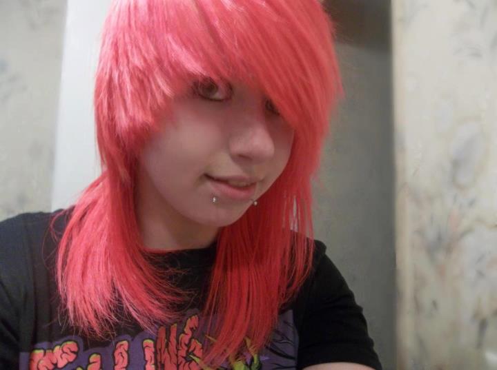 Emo Hairstyles The Complete Guide to Emo Hair For Guys and Girls