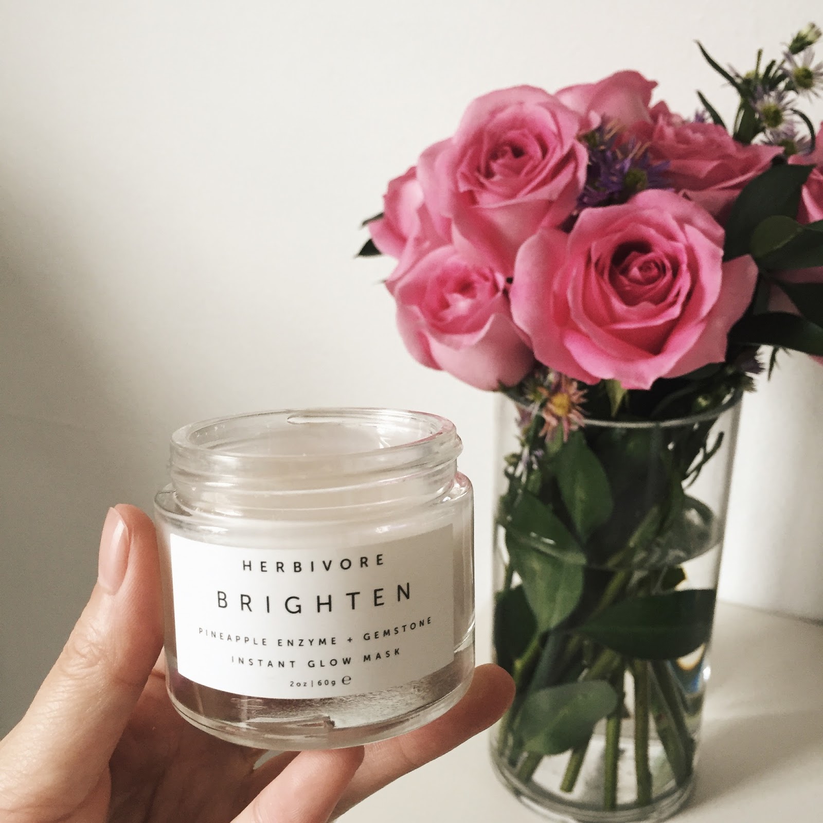 Herbivore Botanicals Brighten Pineapple + Gemstone Mask Review