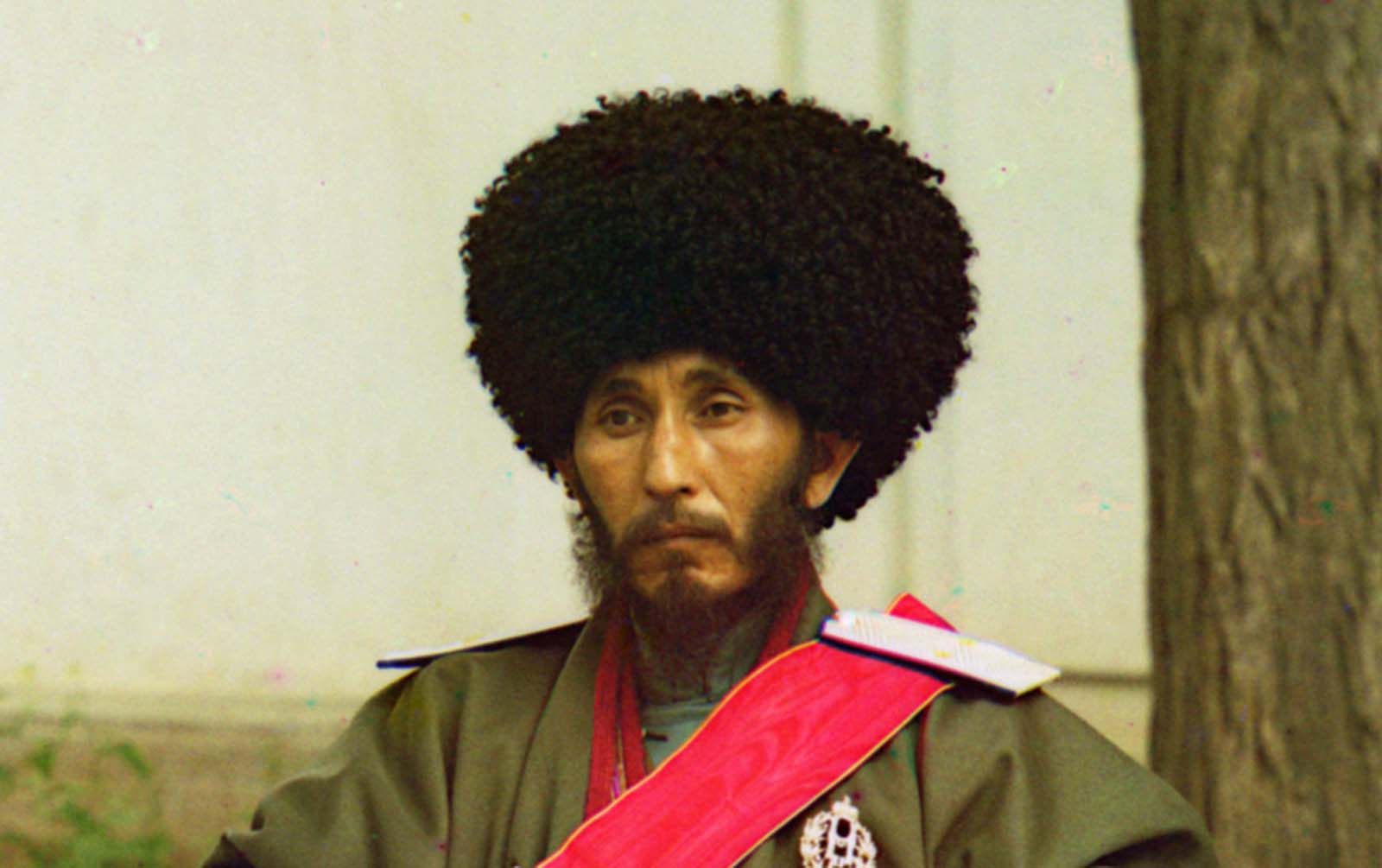 A closer detail view of Isfandiyar, Khan of the Russian protectorate of Khorezm. This photo would have been taken near the start of his reign in 1910, when he was 39 years old. He ruled Khorezm until his death in 1918.