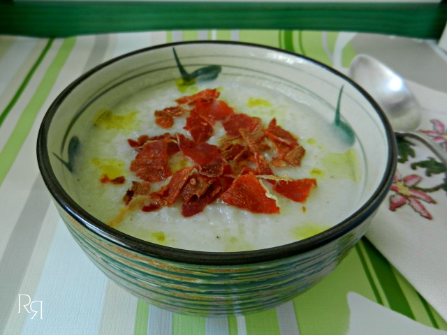 "Crema fría de melón con jamón"