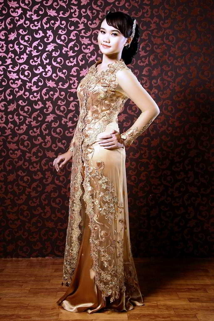 Kebaya Pengantin Wanra Gold Terbaru Model Kebaya Pengantin Warna Emas