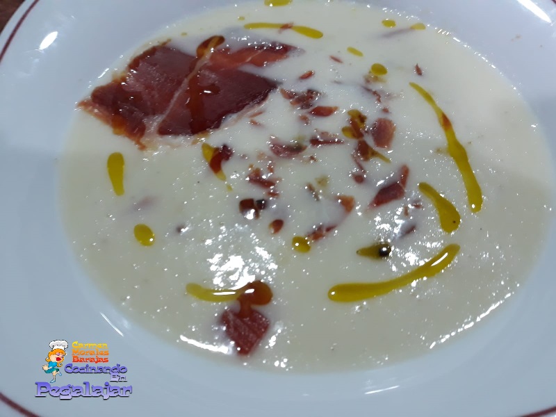Crema de Melón con Jamón y Pasas