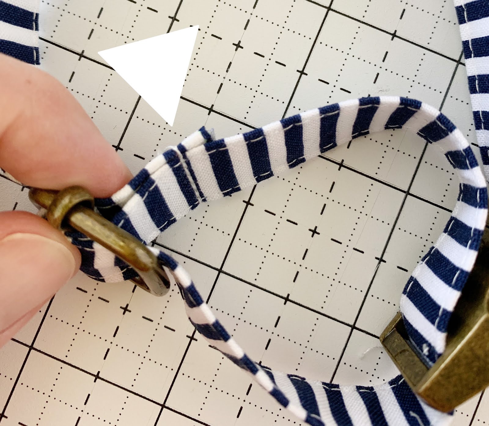 Woodberry Way Fabric Dog Collar Tutorial
