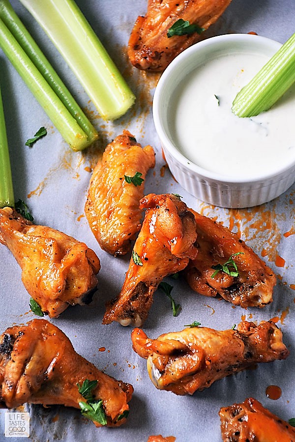 Low Carb Buffalo Wings with Gorgonzola Sauce