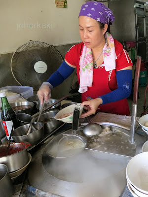 Oyster Divers in Muar, Johor Oyster-Muar-Johor