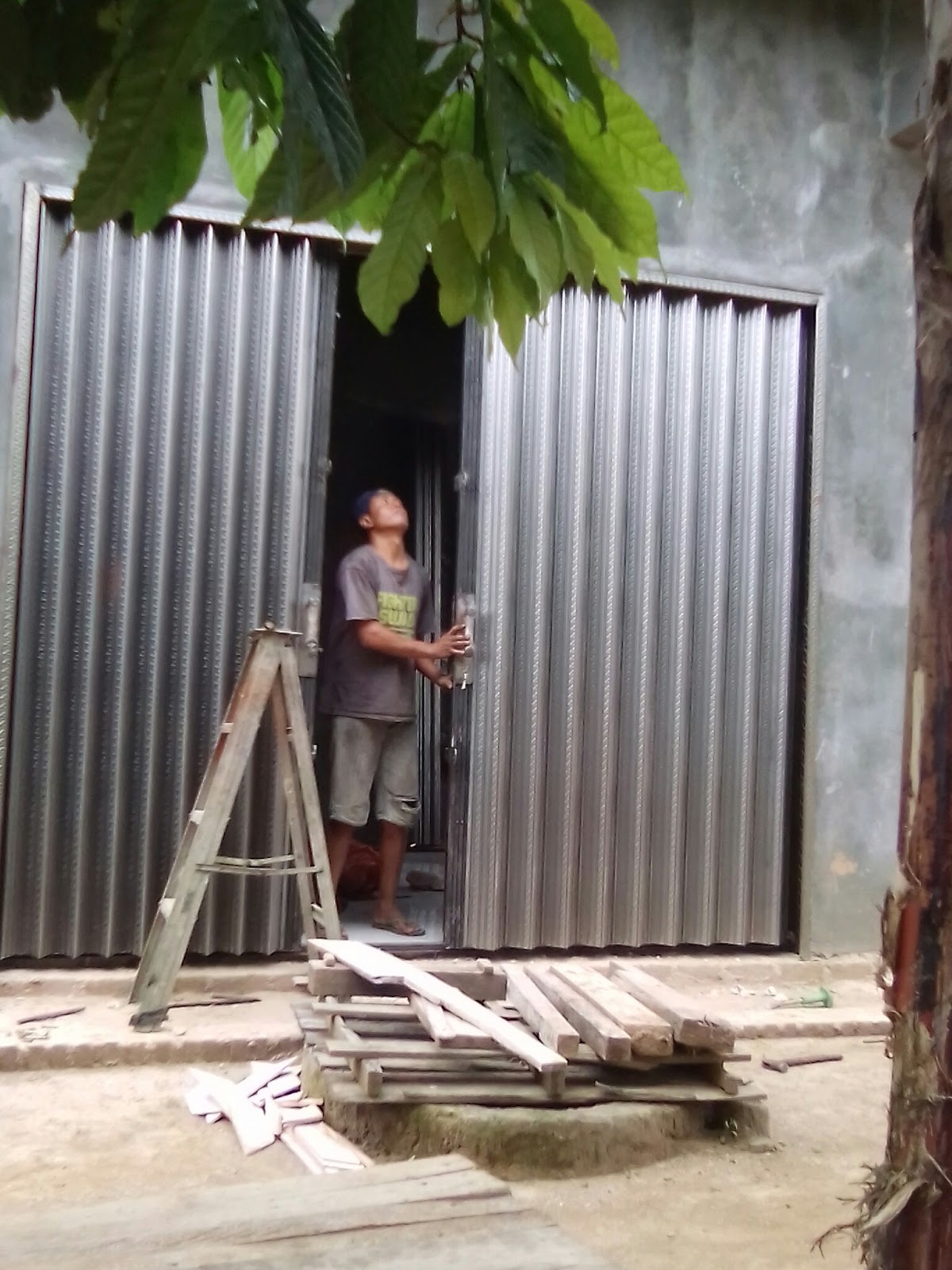 Pintu Folding Gate & Rolling Door LampungKanopi Jakarta, surabaya