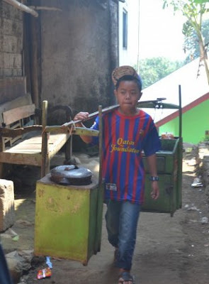 model gerobak cilok terbaru model gerobak cilok terbaru
