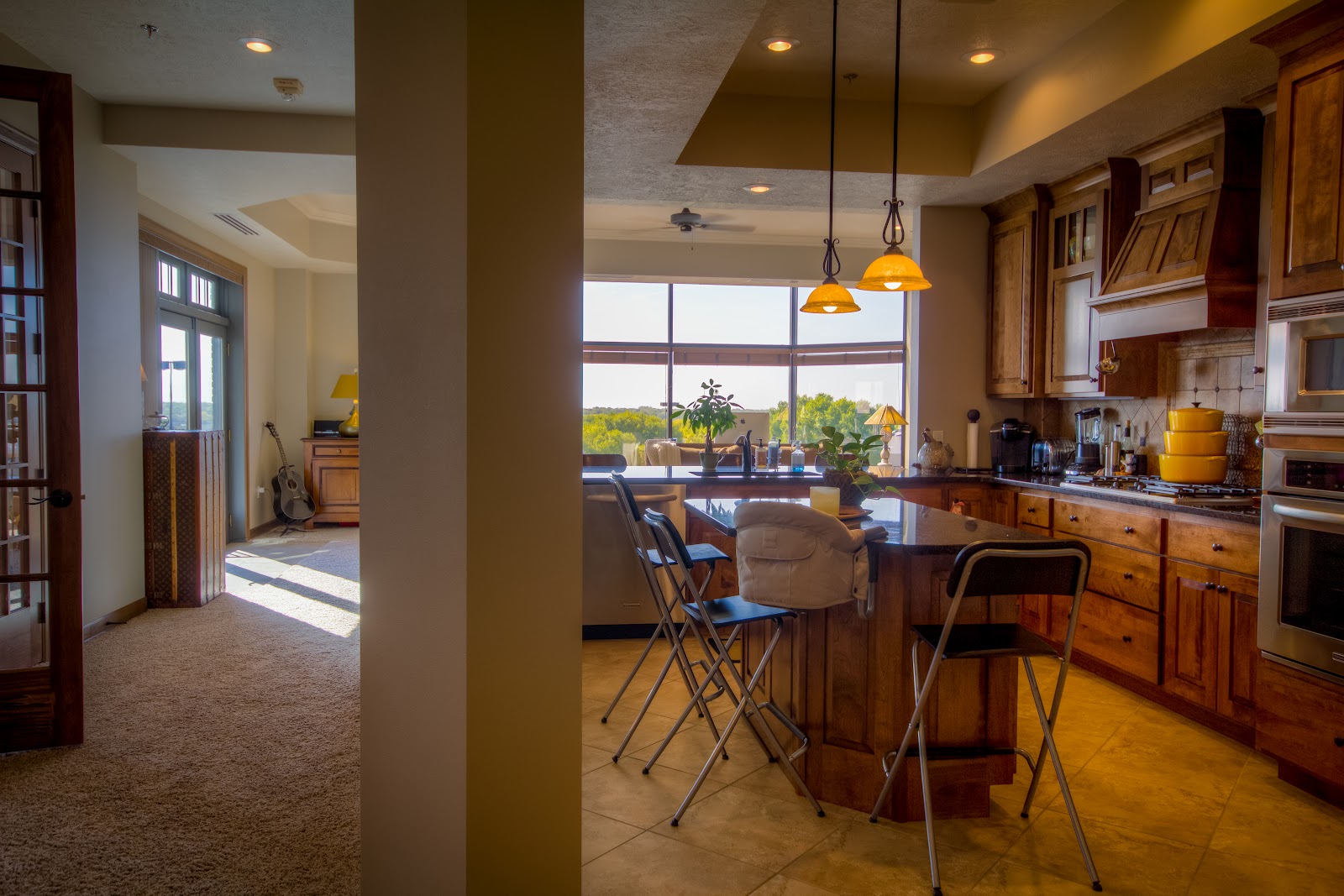 M & E Imaging Vista Towers Photo's