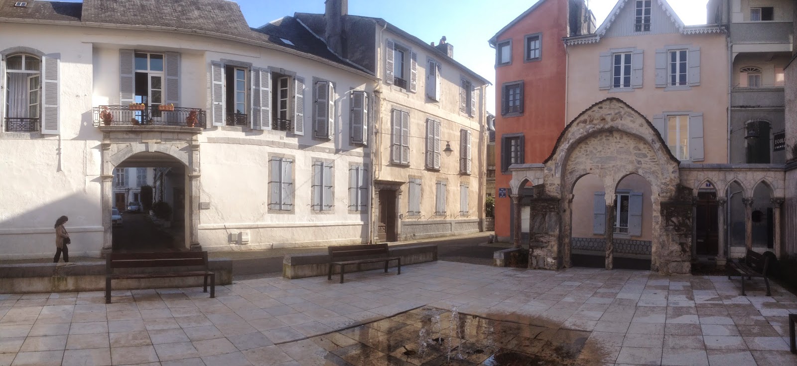 MAISON SAINTJEAN MAISON SAINT JEAN